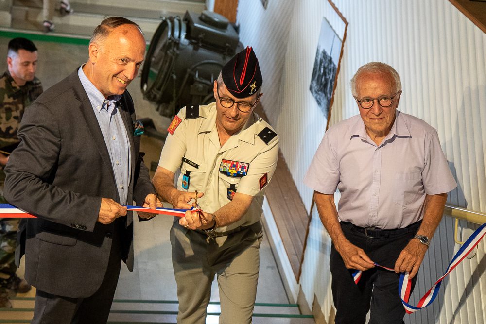 Vernissage de l'exposition du Musée de l'Artillerie - Le timbre colle à l’histoire militaire